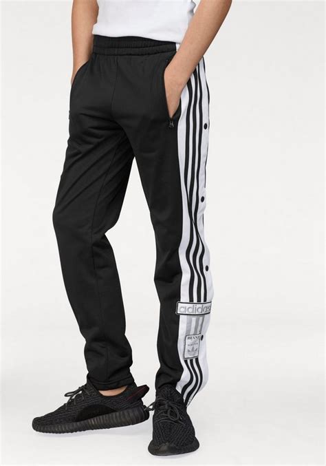 adidas trainingshose herren mit dunklen roten streifen|Originals.